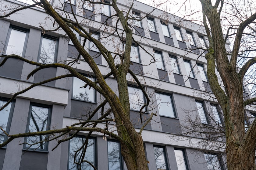 Nowy komisariat Wrocław-Stare Miasto przy Trzemeskiej na Szczepinie, marzec 2024
